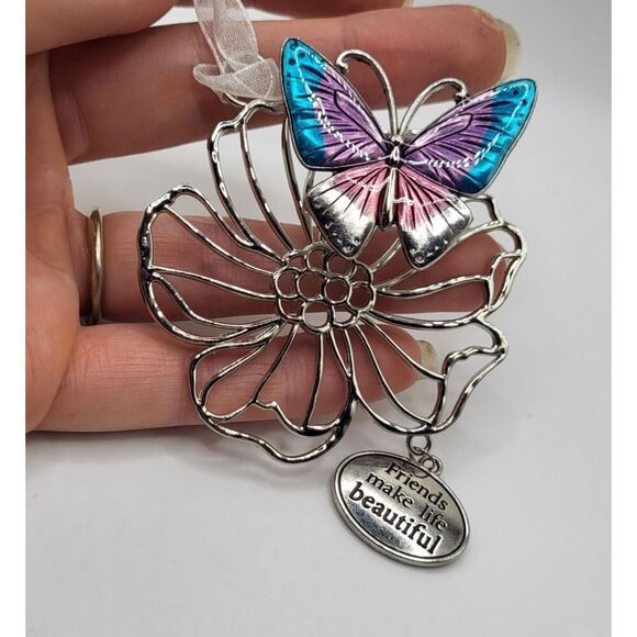 Friends Make Friends Pendant Amulet Ornament 2.5in wide - Picture 1 of 3
